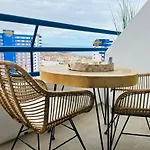 Luxury Kim Apartment, Ocean View & Wifi Free Hébergement de vacances *