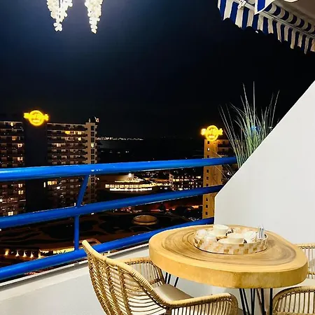 Luxury Kim Apartment, Ocean View & Wifi Free Playa Paraiso (Tenerife)
