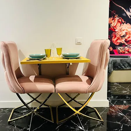 Dom wakacyjny Luxury Kim Apartment, Ocean View & Wifi Free *