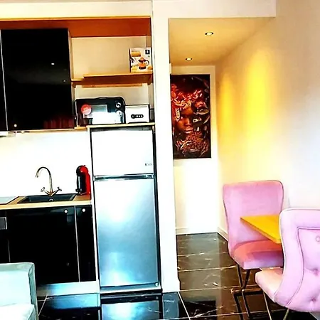 Luxury Kim Apartment, Ocean View & Wifi Free * Playa Paraíso