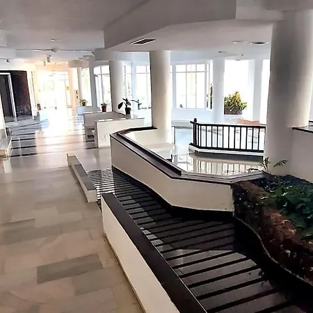 Luxury Kim Apartment, Ocean View & Wifi Free Feriehus *