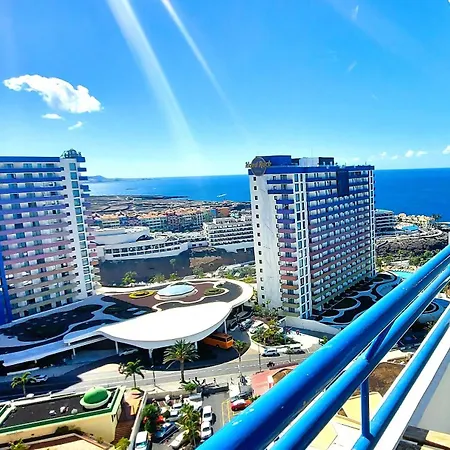Luxury Kim Apartment New Pool, Ocean View & Wifi Free بيت للعطل *