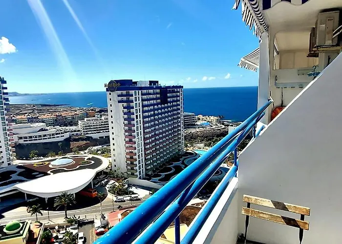 Luxury Kim Apartment, Ocean View & Wifi Free 度假居 帕莱索海滩