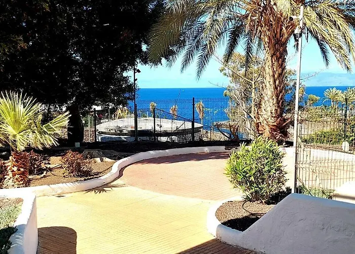 Luxury Kim Apartment, Ocean View & Wifi Free * 帕莱索海滩